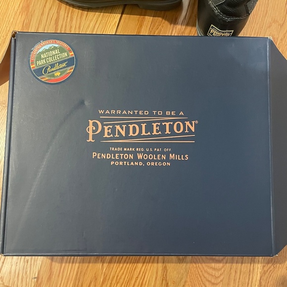 Pendleton Olympia National Park Duck Boot - Picture 13 of 16